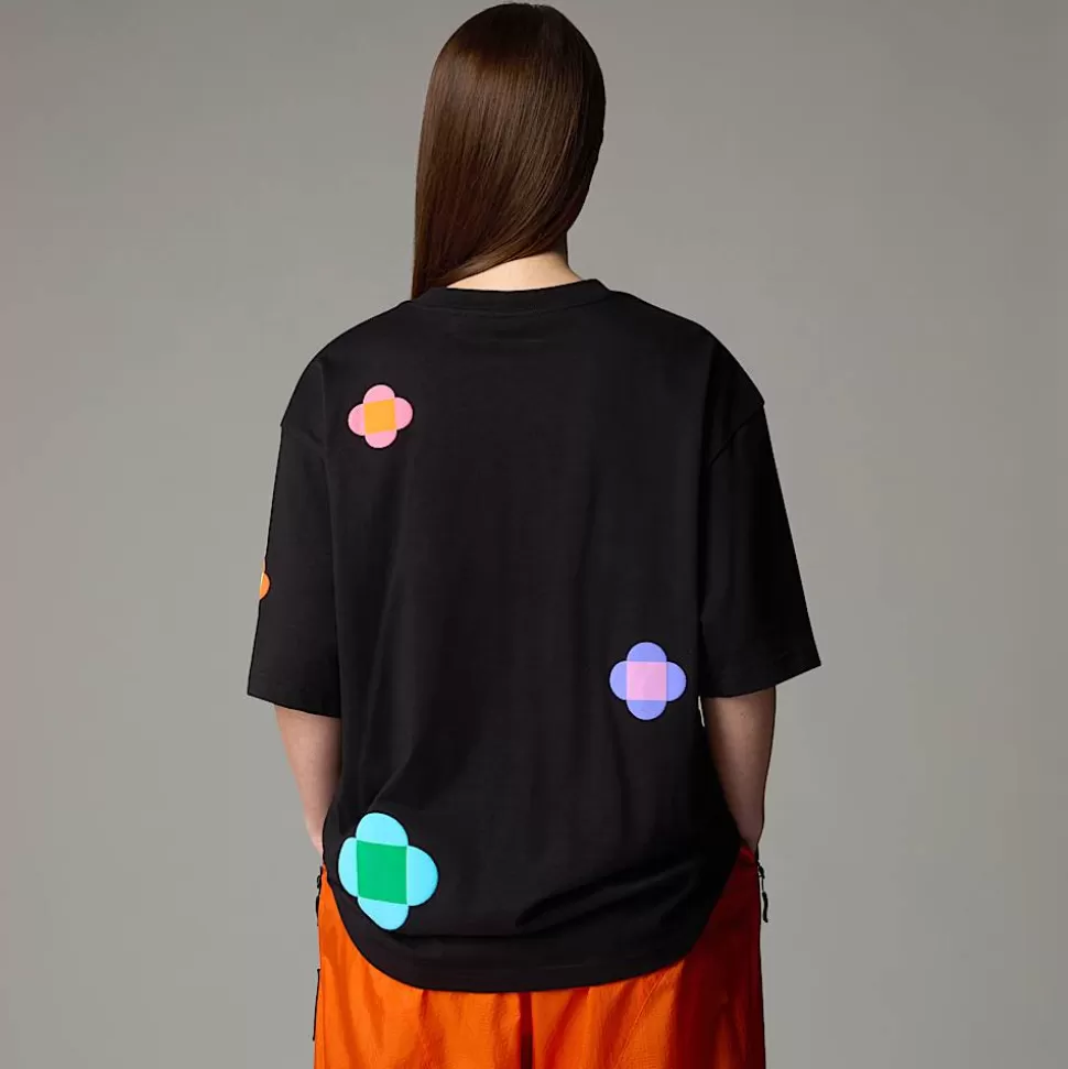 The North Face Camiseta Let's Blossom Together TNF X Yinka Ilori Unisex TNF Black Store
